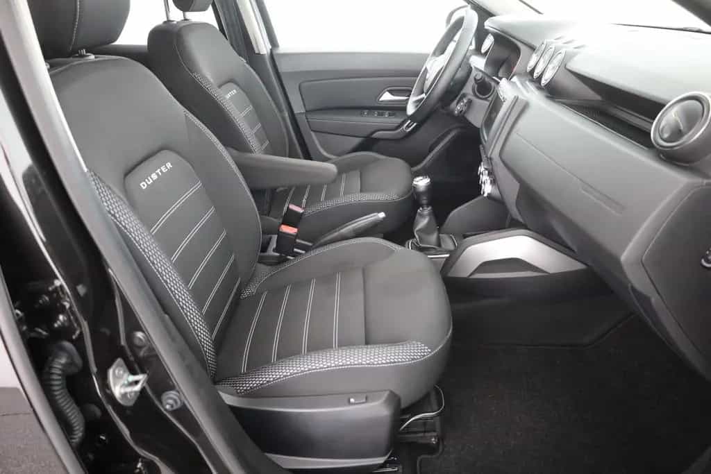 Dacia Duster II 1.3 TCE Adventure LED Navi 360° AHK 02/2019-photo-23