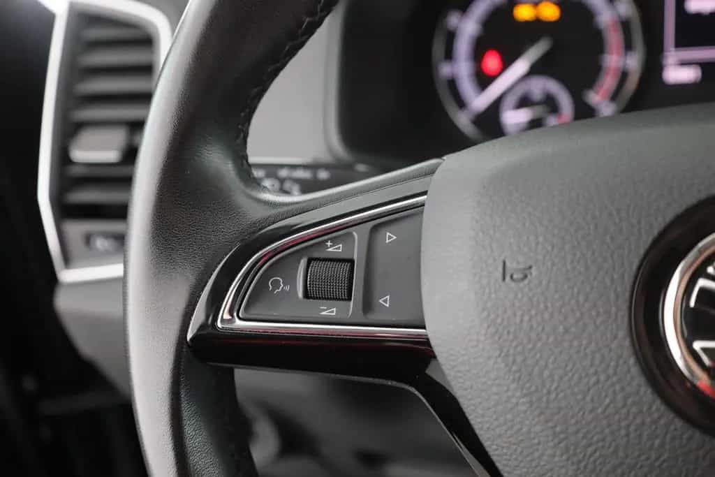 Skoda Karoq 1.5 TSI Ambition LED SmartLink Sitzheizung 07/2020-photo-15