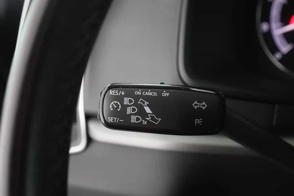 Skoda Karoq 1.5 TSI Ambition LED SmartLink Sitzheizung 07/2020-photo-18