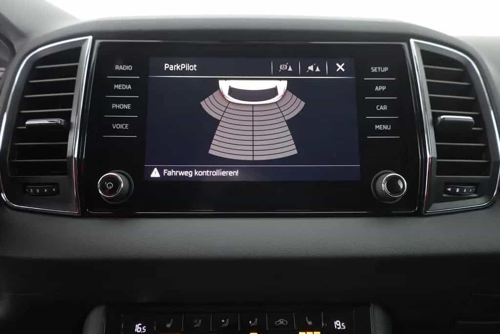 Skoda Karoq 1.5 TSI Ambition LED SmartLink Sitzheizung 07/2020-photo-26
