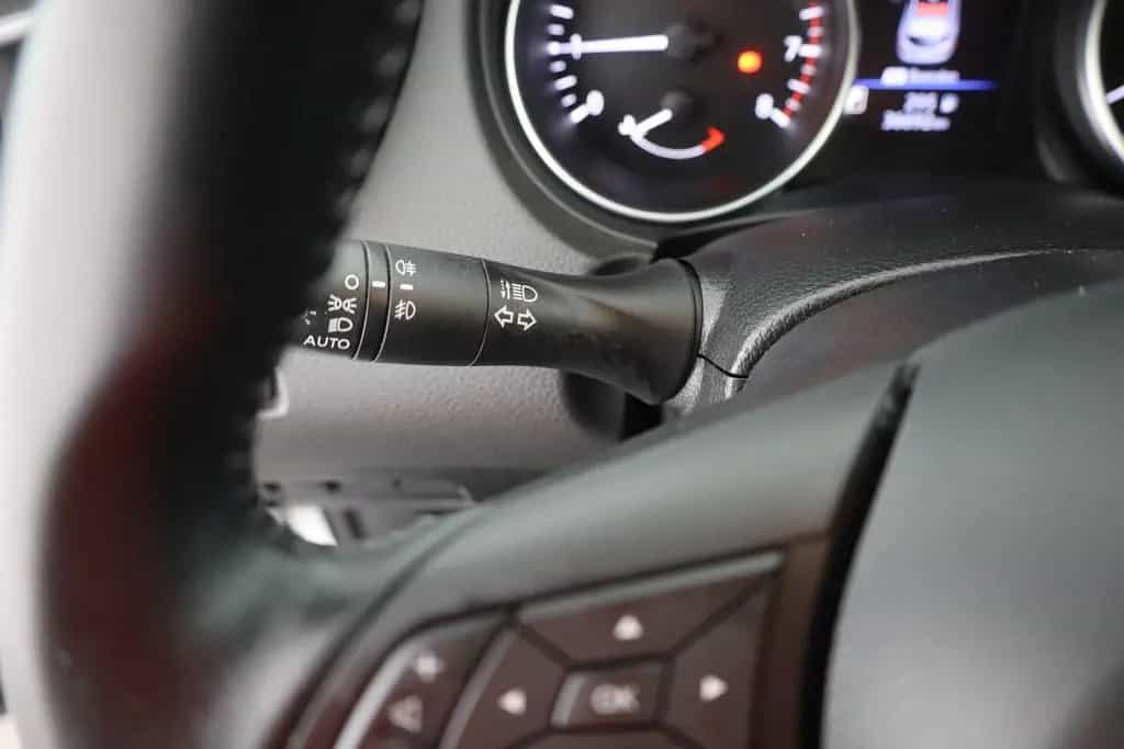 Nissan Qashqai 1.3 DIG-T Tekna LED Navi AHK Kamera 360° 02/2020-photo-17