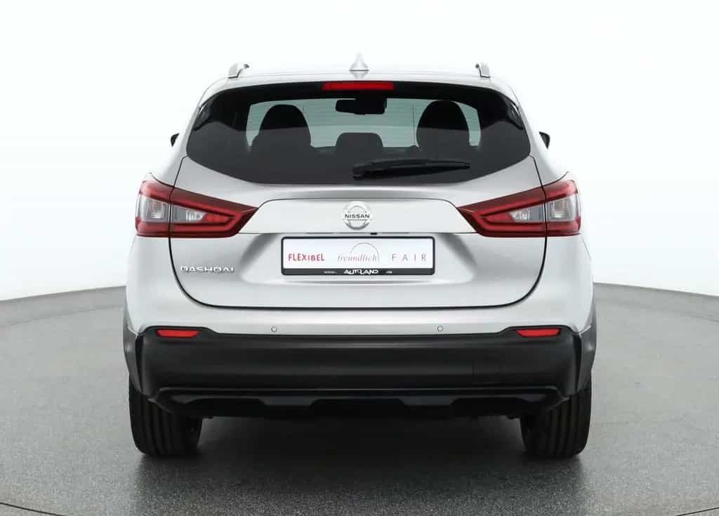 Nissan Qashqai 1.3 DIG-T Tekna LED Navi AHK Kamera 360° 02/2020-photo-3