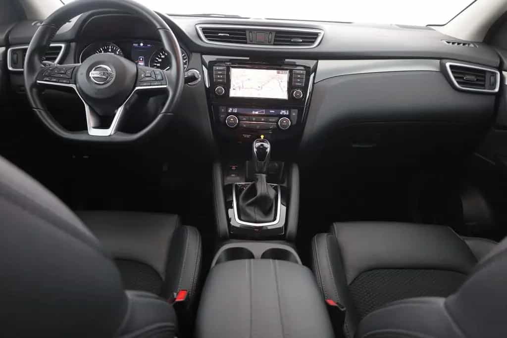 Nissan Qashqai 1.3 DIG-T Tekna LED Navi AHK Kamera 360° 02/2020-photo-8