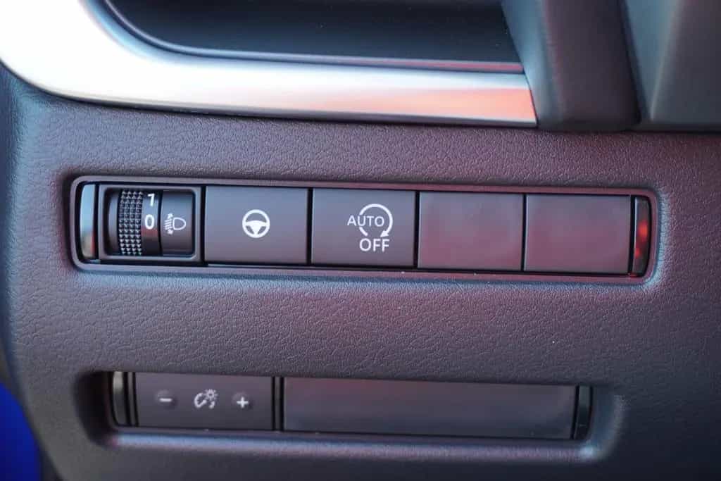 Nissan Qashqai N-Connecta 1.3 Dig-T Aut. LED ACC Navi P 03/2026-photo-14