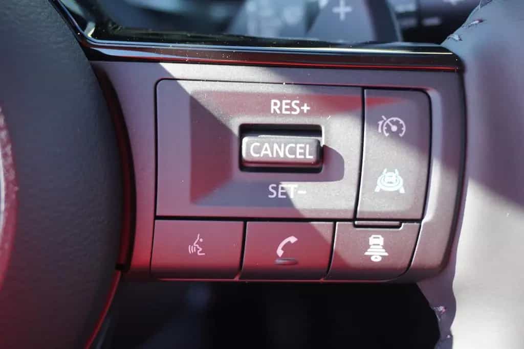 Nissan Qashqai N-Connecta 1.3 Dig-T Aut. LED ACC Navi P 03/2026-photo-16