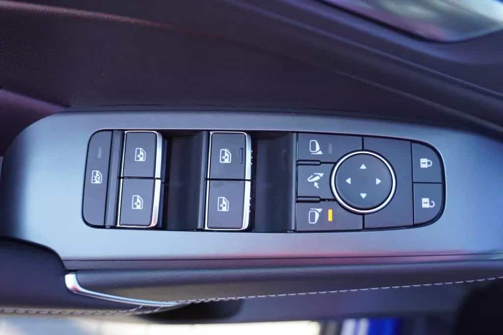 Nissan Qashqai N-Connecta 1.3 Dig-T Aut. LED ACC Navi P 03/2026-photo-7