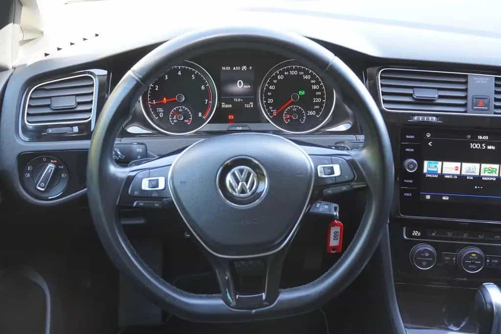 Volkswagen Golf VII 1.5 TSI ACT BMT Highline LED Navi AHK 03/2018-photo-19