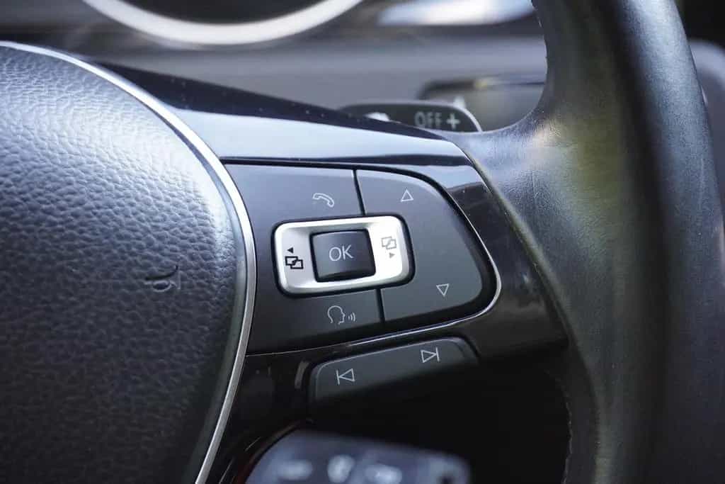 Volkswagen Golf VII 1.5 TSI ACT BMT Highline LED Navi AHK 03/2018-photo-20