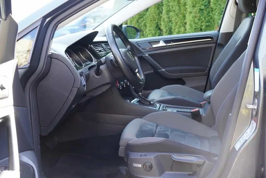 Volkswagen Golf VII 1.5 TSI ACT BMT Highline LED Navi AHK 03/2018-photo-26