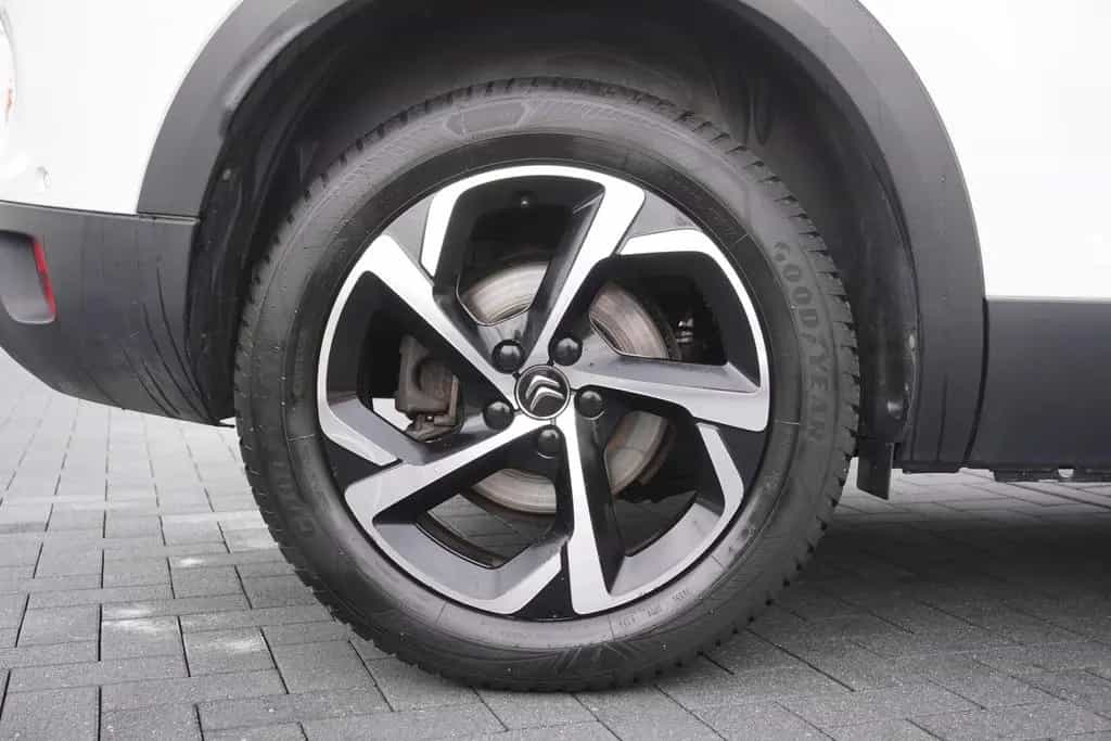 Citroën C5 Aircross 1.5 Keyless-Go Navi ACC Totwinkel 07/2020-photo-35