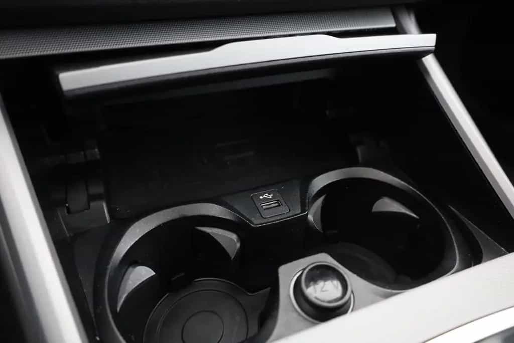 BMW 3 Series 318d Touring Advantage LED Navi Sitzheizung PDC 01/2020-photo-12