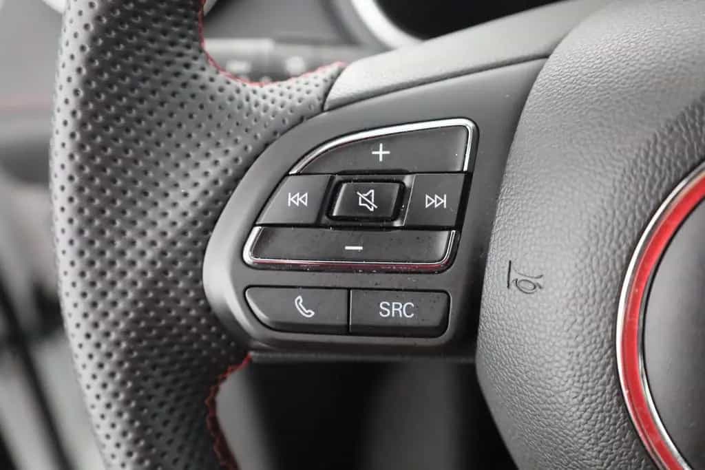 MG HS 1.5 T-GDI Luxury Aut. LED ACC Navi 360° Pano 12/2023-photo-14