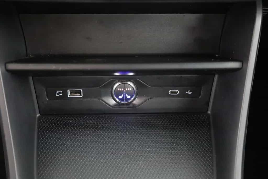 MG MG3 1.5 Comfort LED Navi Kamera 03/2025-photo-12