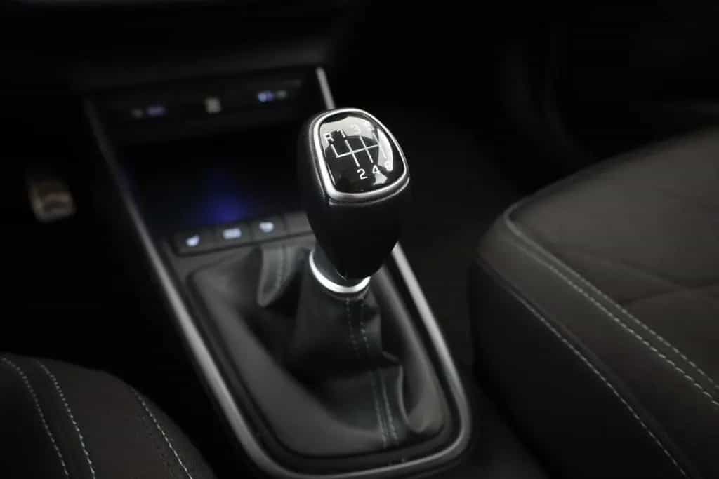 Hyundai BAYON 1.0 T-GDI LED Sitzheizung Kamera PDC USB 09/2021-photo-14