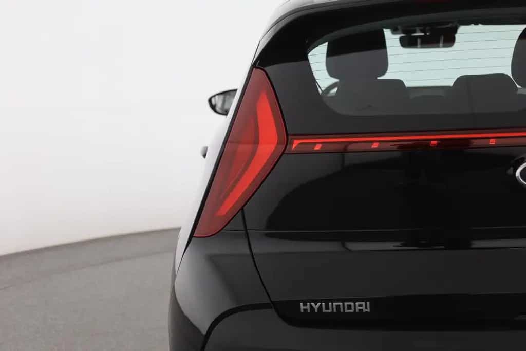Hyundai BAYON 1.0 T-GDI LED Sitzheizung Kamera PDC USB 09/2021-photo-29