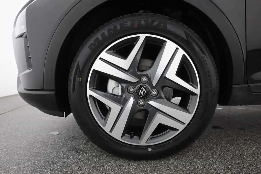 Hyundai BAYON 1.0 T-GDI LED Sitzheizung Kamera PDC USB 09/2021-photo-30