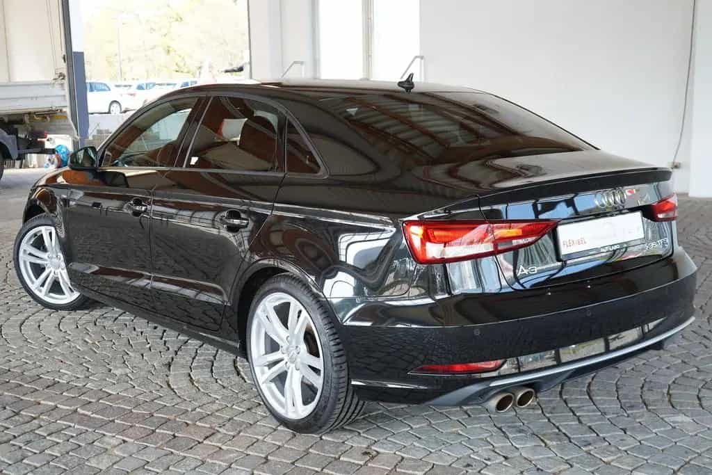Audi A3 35 1.5 TFSI S-Line Bi-Xenon Navi Kamera Leder 11/2019-photo-3