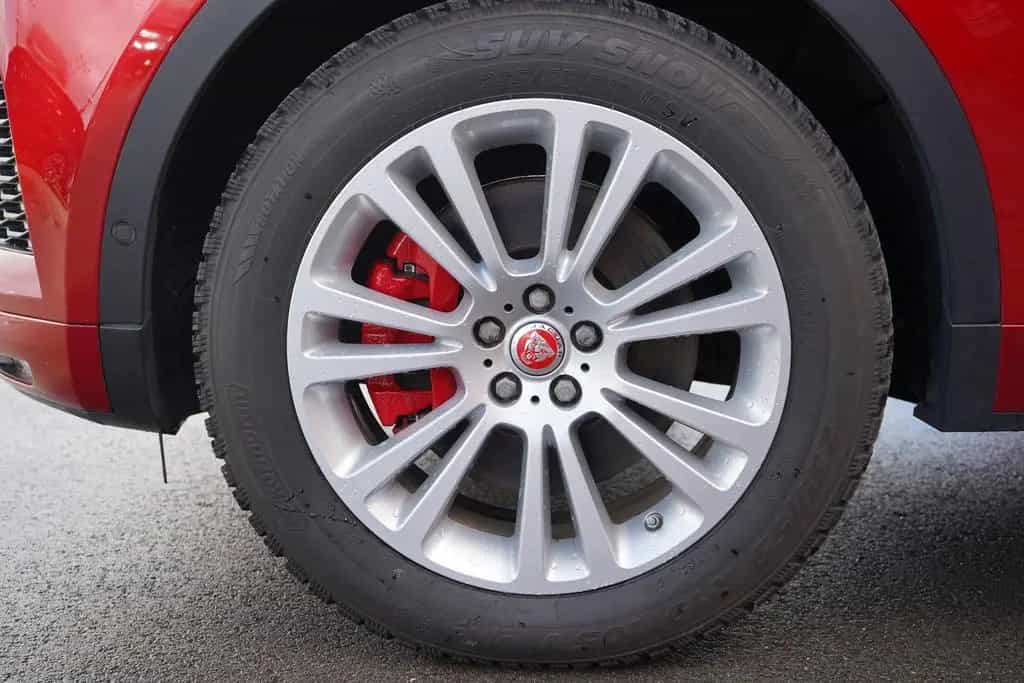 Jaguar E-Pace 2.0 Basis AWD AWD LED Panorama Kamera PDC 11/2019-photo-43