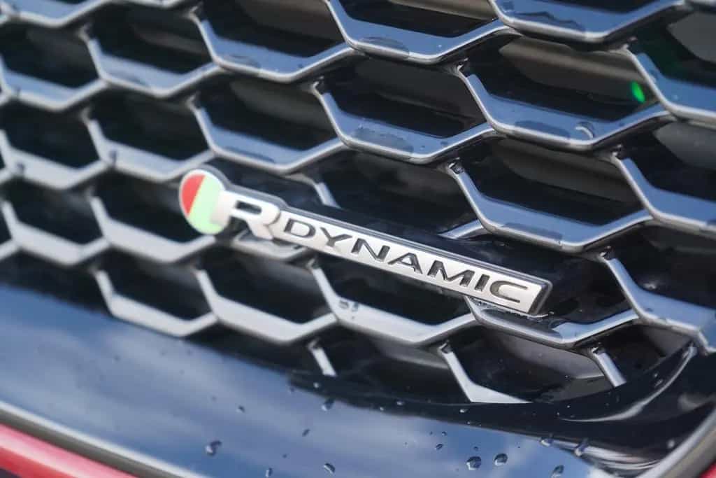 Jaguar E-Pace 2.0 Basis AWD AWD LED Panorama Kamera PDC 11/2019-photo-8