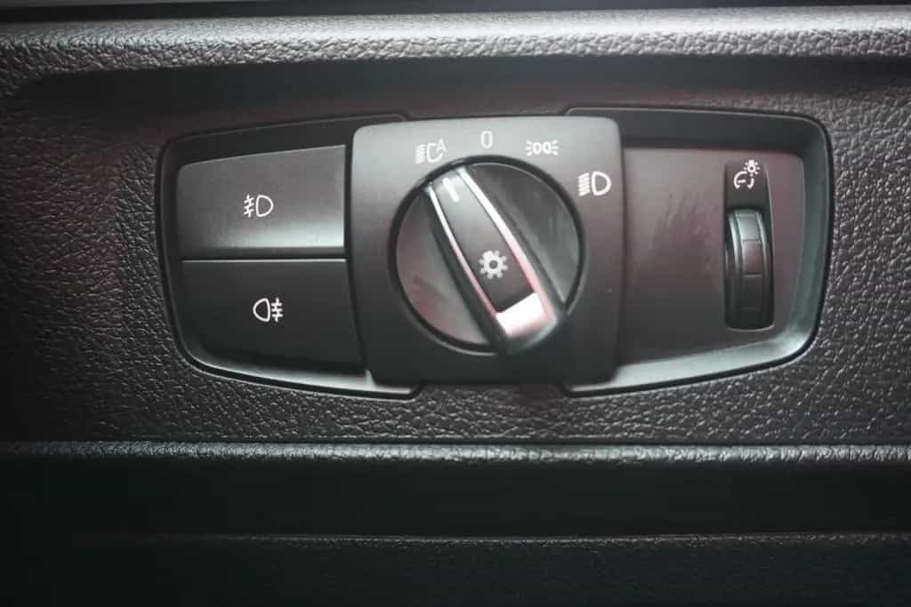BMW 2 Series 230i M Sport Bi-Xenon HarmanKardon Navi Memory 05/2017-photo-16