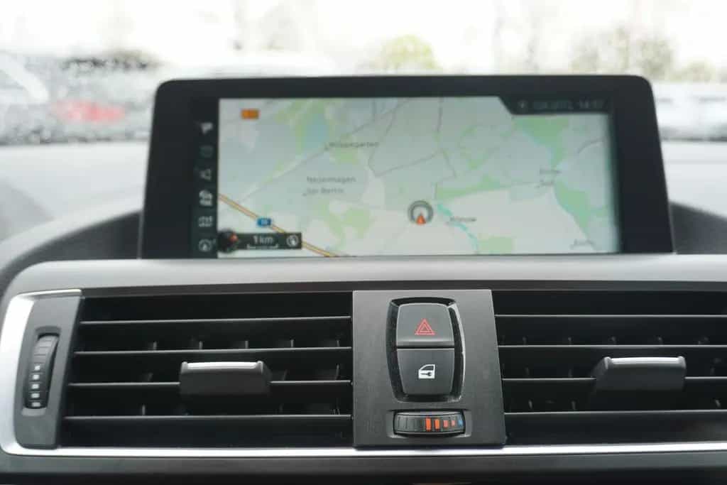 BMW 2 Series 230i M Sport Bi-Xenon HarmanKardon Navi Memory 05/2017-photo-26