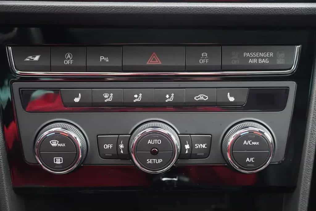 Seat Leon ST 2.0 Cupra 300 4Drive Klimaaut. LED Navi 08/2018-photo-14