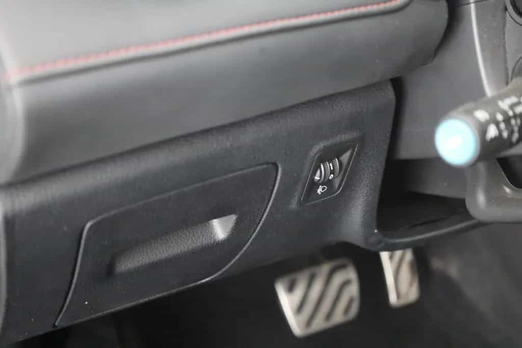 MG HS 1.5 T-GDI Luxury Aut. LED ACC Navi 360° Pano 03/2024-photo-18