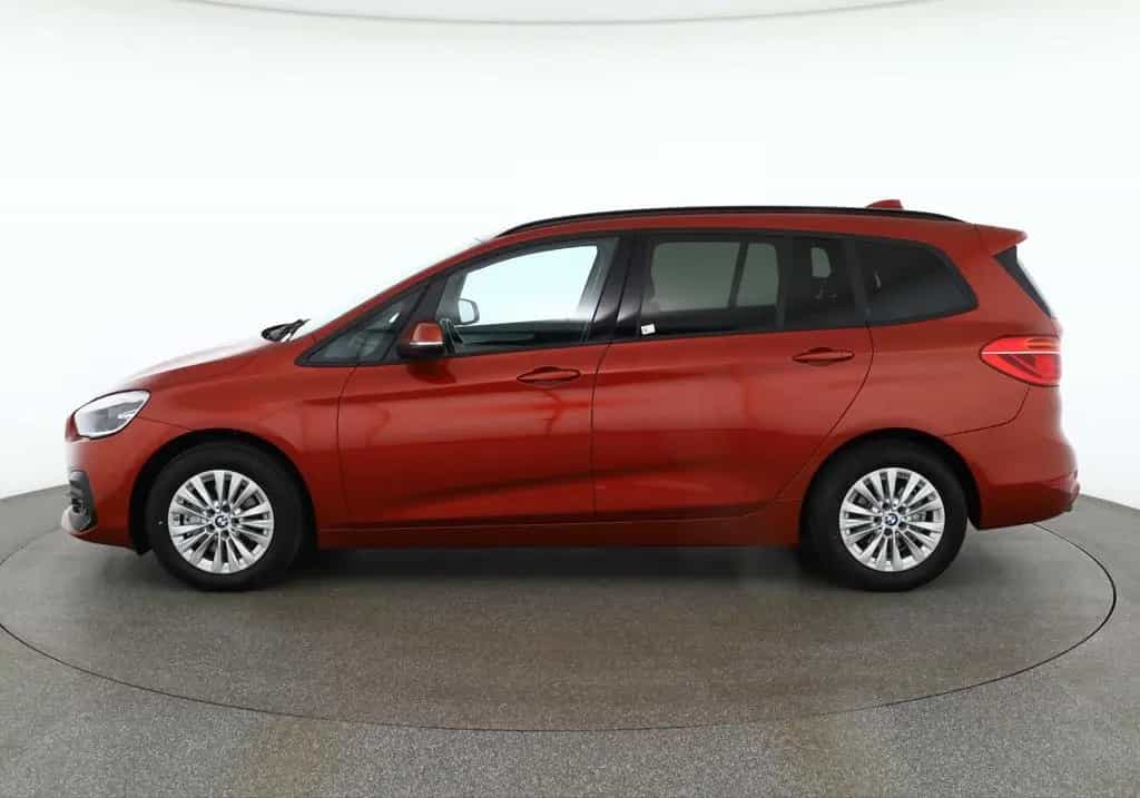 BMW 2 Series 218i Gran Tourer LED AHK Kamera Navi Sitzheizung 03/2021-photo-1