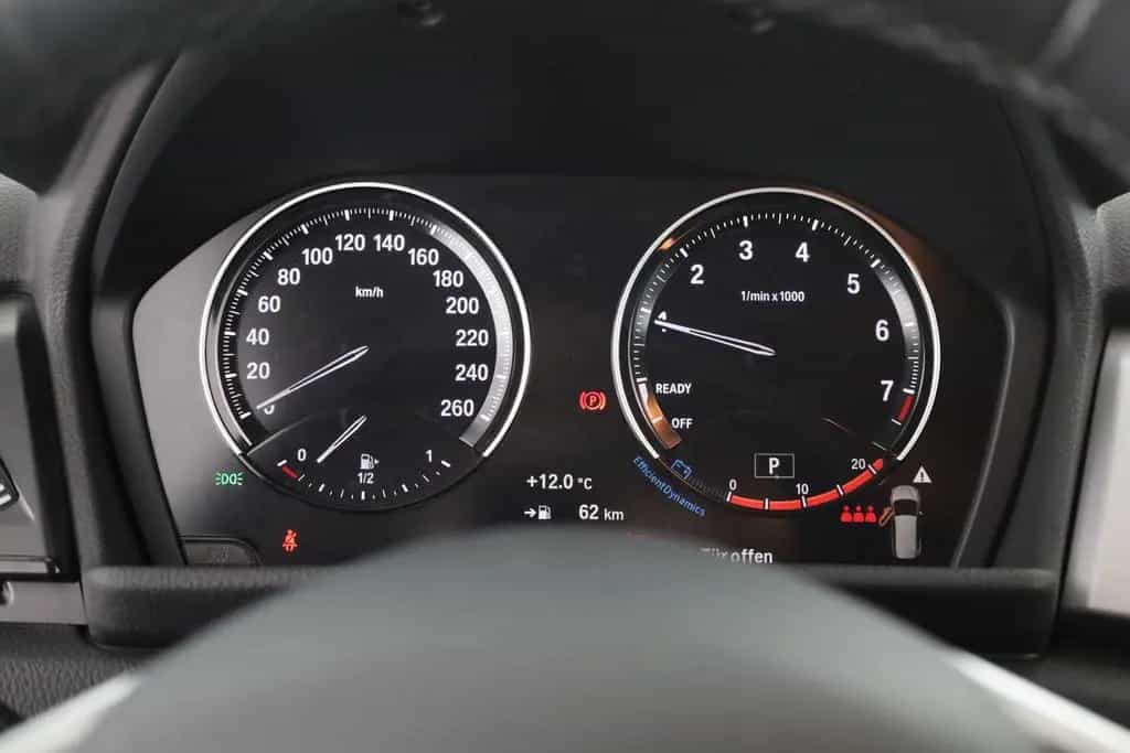 BMW 2 Series 218i Gran Tourer LED AHK Kamera Navi Sitzheizung 03/2021-photo-18