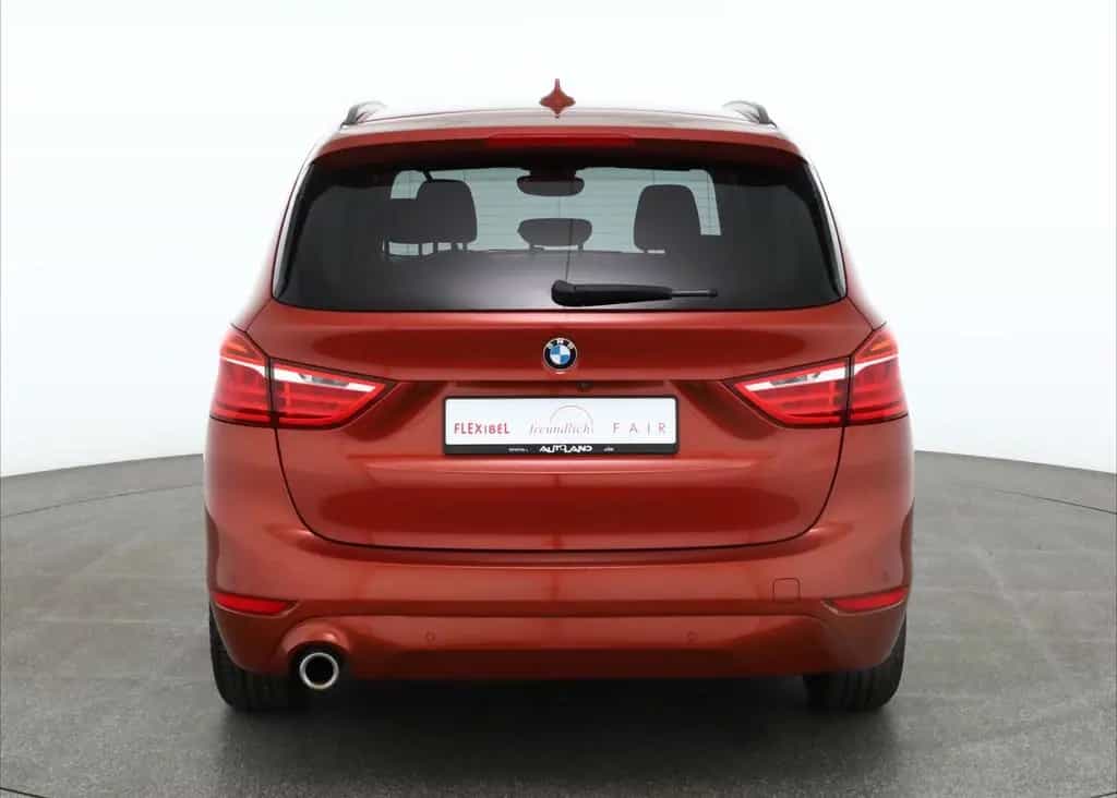 BMW 2 Series 218i Gran Tourer LED AHK Kamera Navi Sitzheizung 03/2021-photo-3