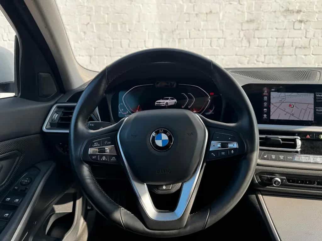 BMW 3 Series 320 3 Limousine 320 i xDrive Advantage 10/2020-photo-10