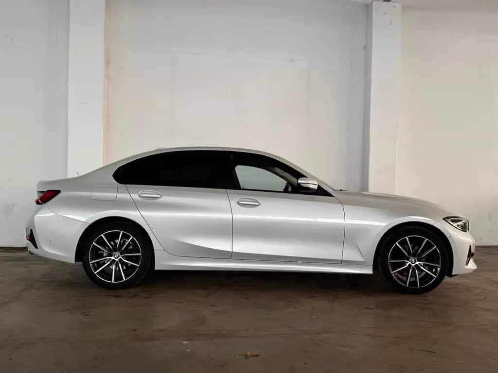 BMW 3 Series 320 3 Limousine 320 i xDrive Advantage 10/2020-photo-6
