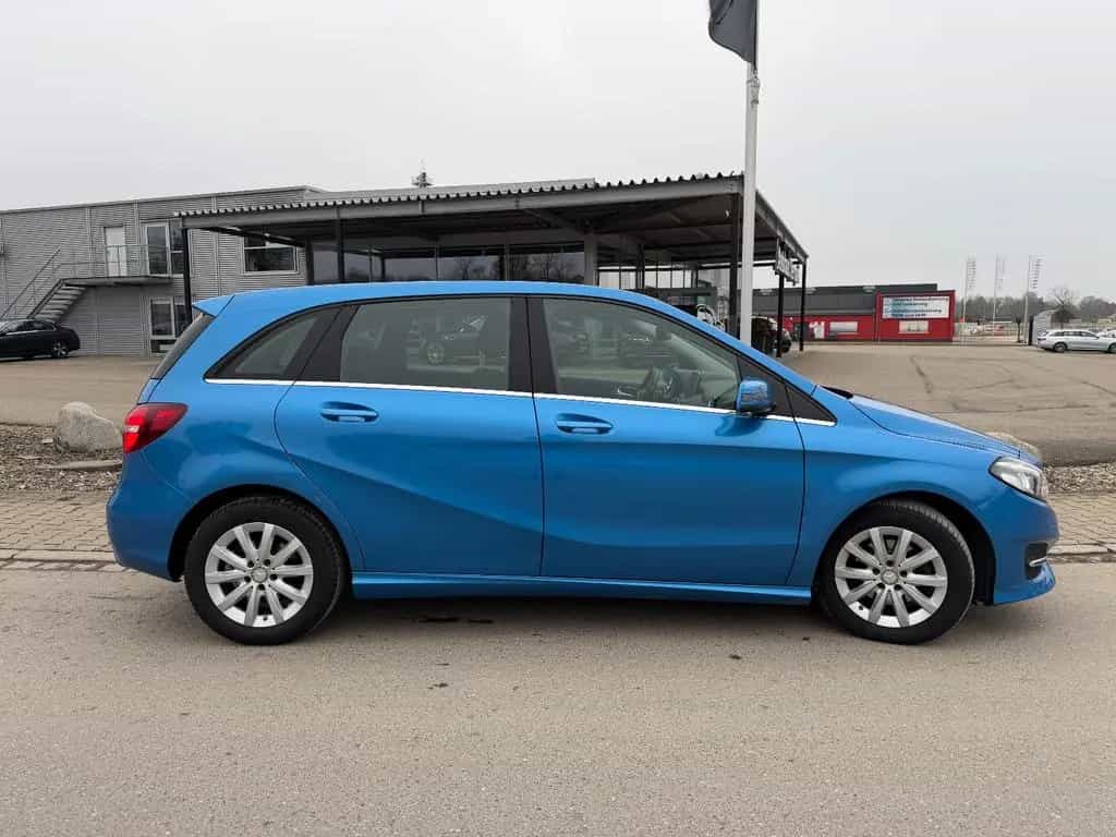 Mercedes-Benz B-Class 180 /2.HAND/ EURO6/ LED/ GEPFLEGT 06/2015-photo-13