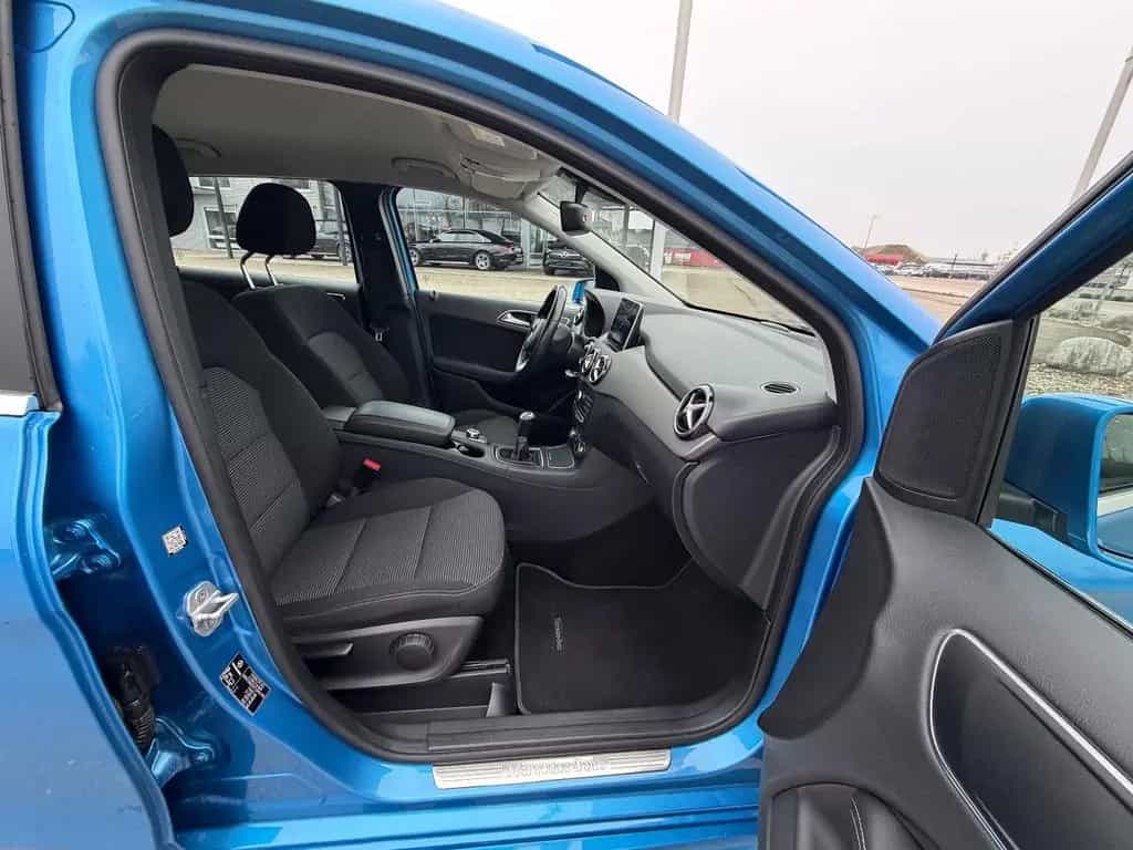 Mercedes-Benz B-Class 180 /2.HAND/ EURO6/ LED/ GEPFLEGT 06/2015-photo-18