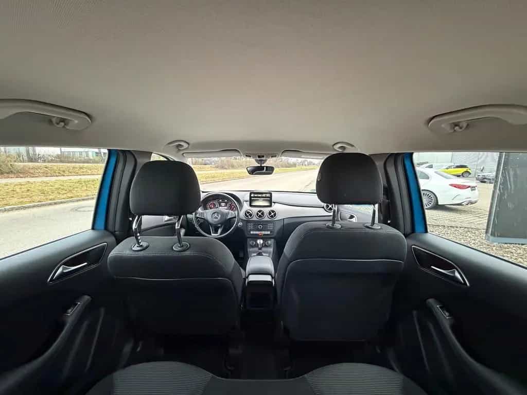 Mercedes-Benz B-Class 180 /2.HAND/ EURO6/ LED/ GEPFLEGT 06/2015-photo-26