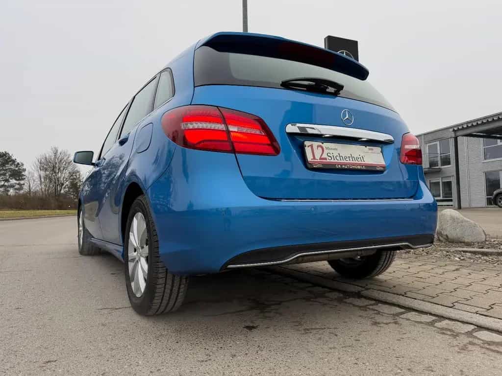 Mercedes-Benz B-Class 180 /2.HAND/ EURO6/ LED/ GEPFLEGT 06/2015-photo-5