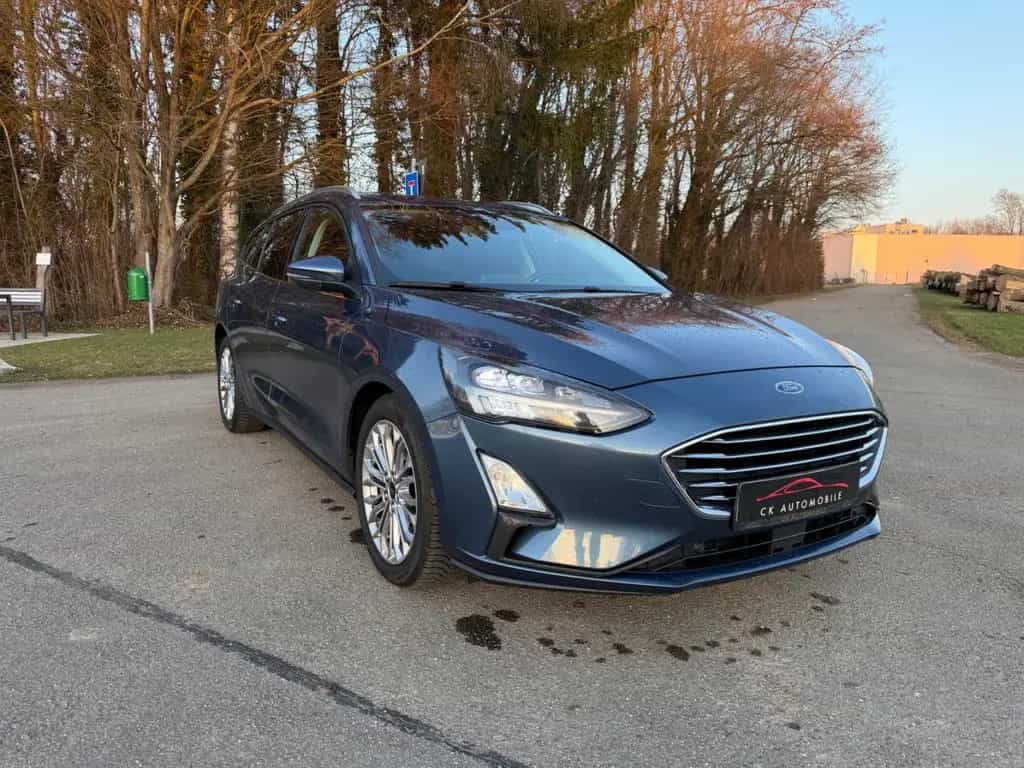 Ford Focus Turnier Titanium/2.HAND/LED 01/2020-photo-18