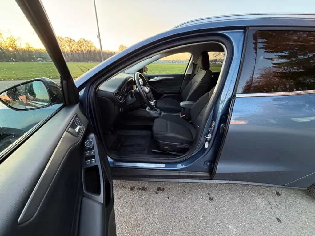 Ford Focus Turnier Titanium/2.HAND/LED 01/2020-photo-20