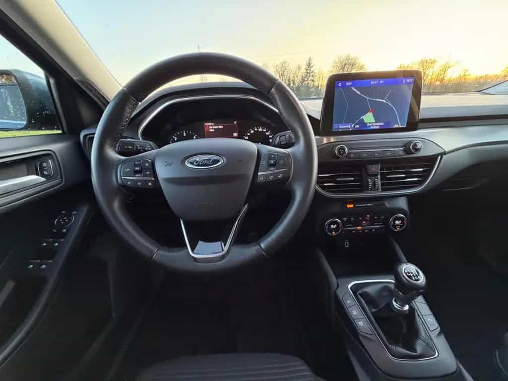 Ford Focus Turnier Titanium/2.HAND/LED 01/2020-photo-26