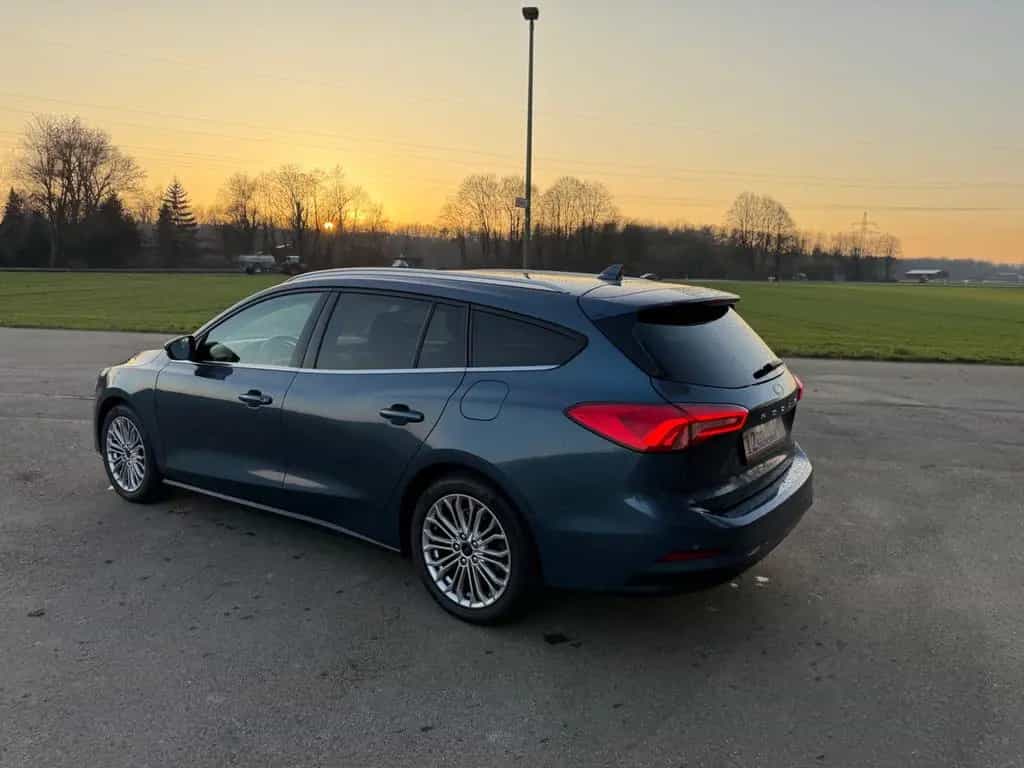 Ford Focus Turnier Titanium/2.HAND/LED 01/2020-photo-6