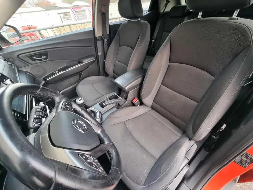 Ssangyong Tivoli Amber 1.5 2WD "Dynamischer Crossover" 05/2020-photo-15