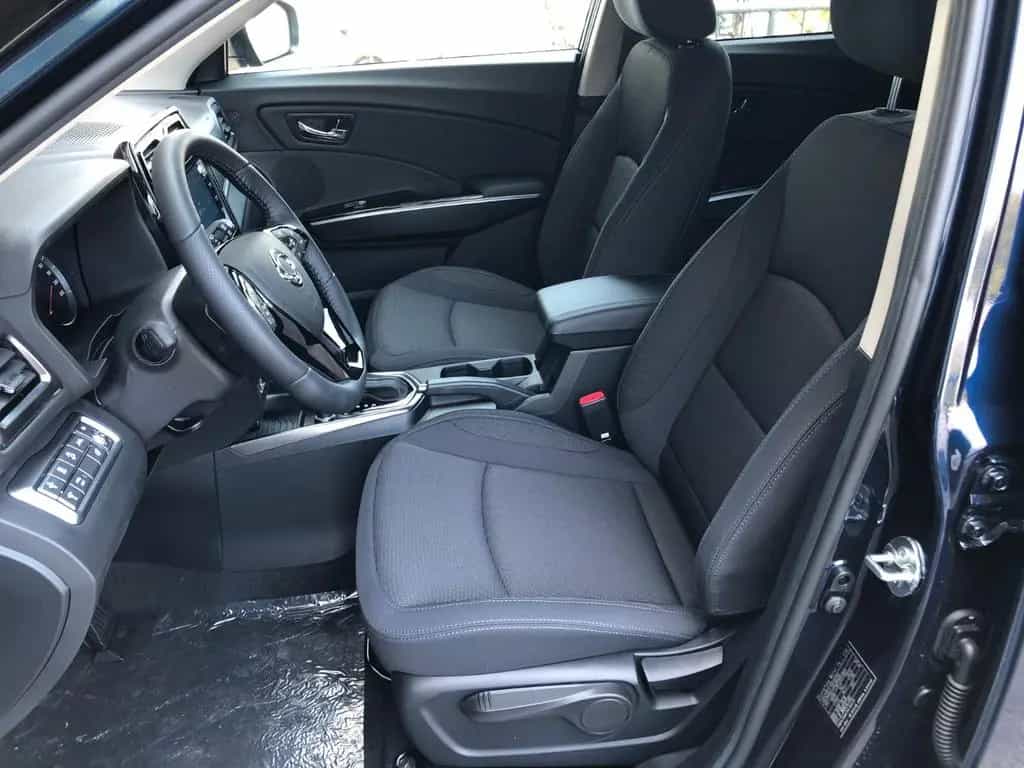 Ssangyong Tivoli Fizz 1.5 P AT 2 WD "Neuwagen" null-photo-16