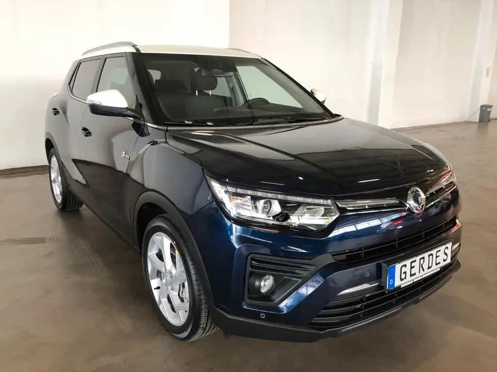 Ssangyong Tivoli Fizz 1.5 P AT 2 WD "Neuwagen" null-photo-4