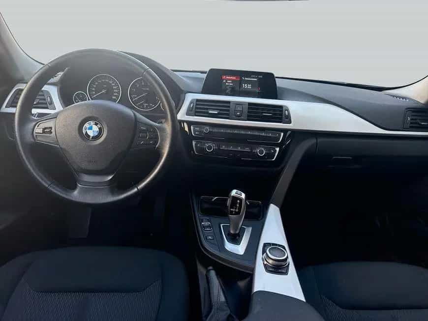 BMW 3 Series 318i Touring Aut. LED Navi 03/2019-photo-13