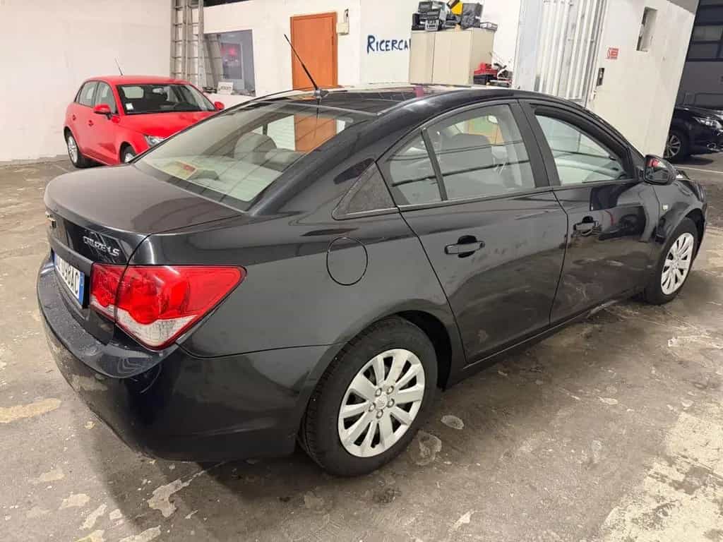 Chevrolet Cruze 1.6 4 porte GPL 05/2010-photo-1