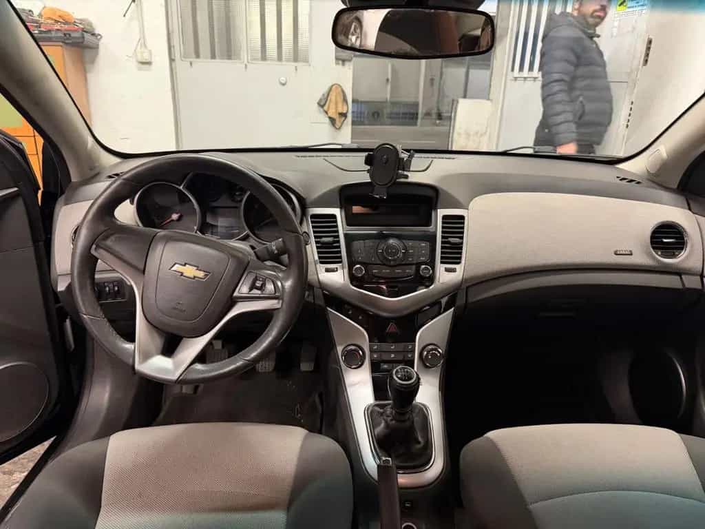 Chevrolet Cruze 1.6 4 porte GPL 05/2010-photo-11