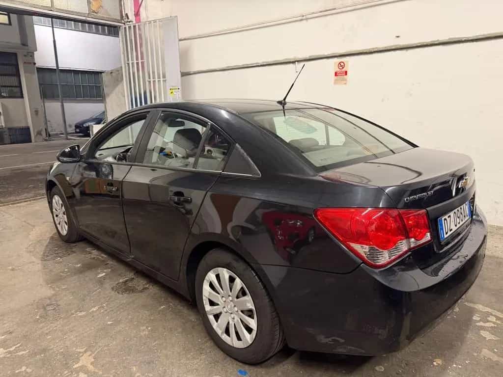 Chevrolet Cruze 1.6 4 porte GPL 05/2010-photo-5