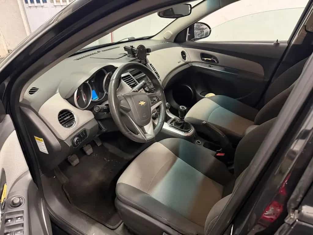 Chevrolet Cruze 1.6 4 porte GPL 05/2010-photo-7