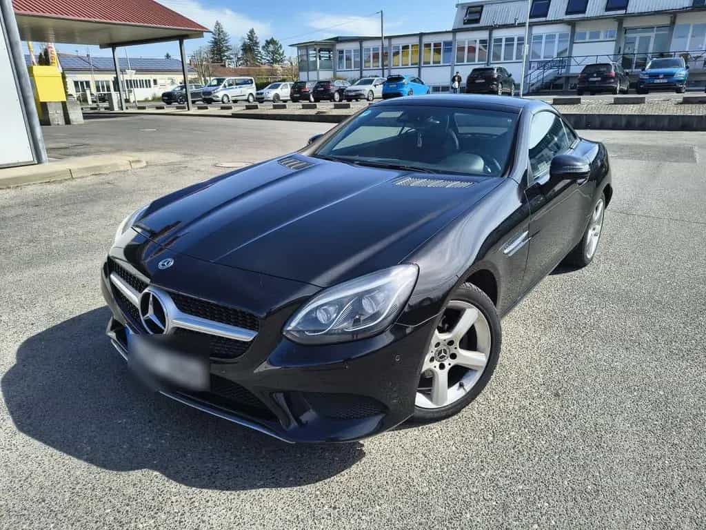 Mercedes-Benz SLC-Class 180 05/2018-photo-3
