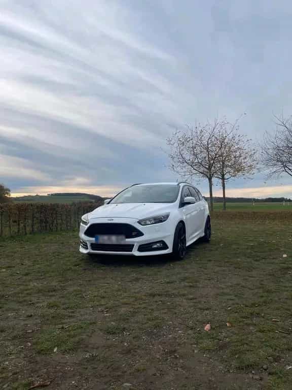 Ford Focus st Motor Nagel neu (18000km) 06/2018-photo-1